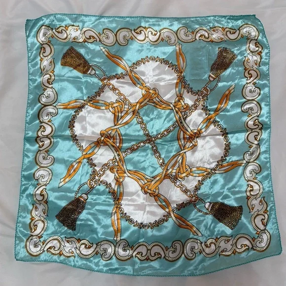 Elegant Hair Scarf with Chain and Tassel Design - Picture 2 of 2